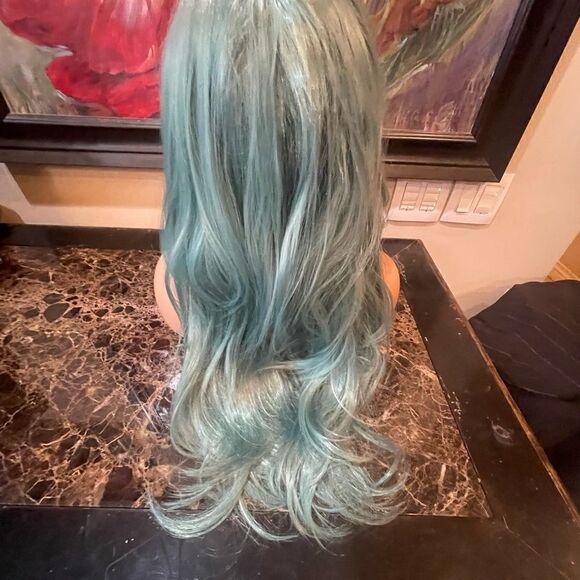 ? - Gorgeous lace cap teal green long fringe hair wig! main image 13